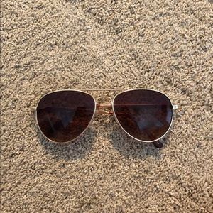 Brown and gold aviators